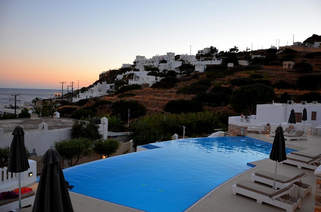 Galaxy Hotel Mylopotas Exterior photo